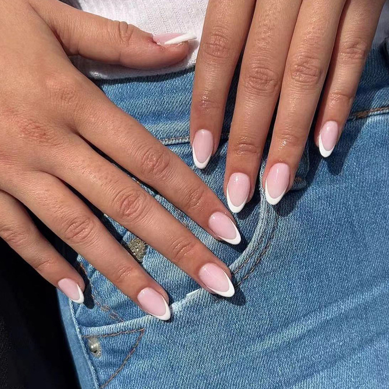 Nail Art Simple - 24 قطعة من الأظافر الاصطناعية القابلة