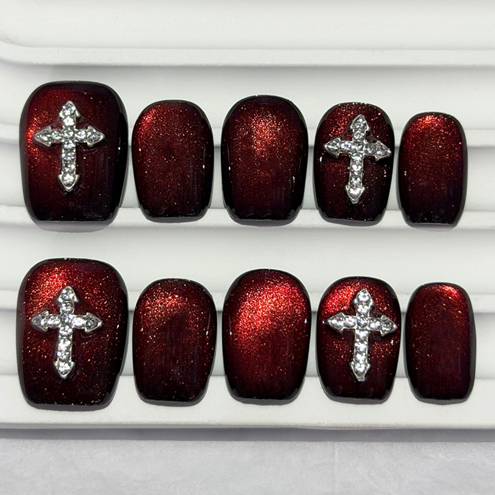 Nail Art Red - 10 قطع من الأظافر الاصطناعية القصيرة