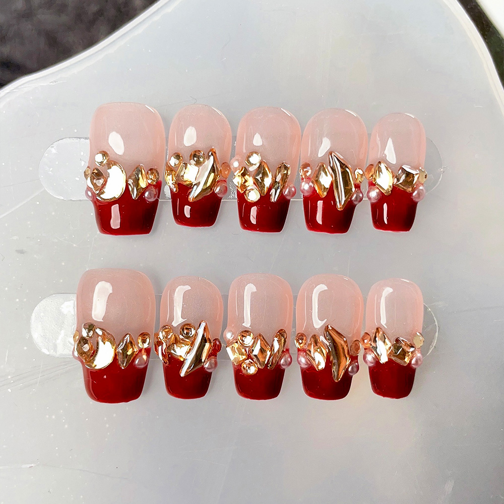 Nail Art Red - 10 قطع من الأظافر الاصطناعية القصيرة