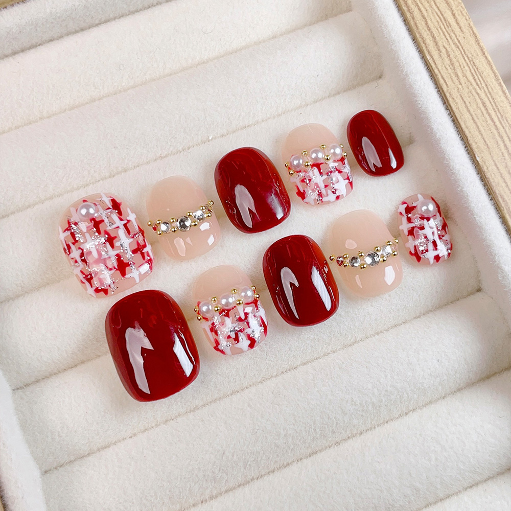 Nail Art Red - 10 قطع من الأظافر الاصطناعية القصيرة