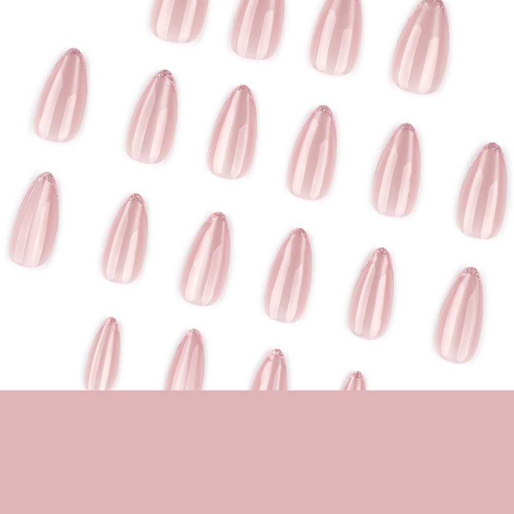 أظافر لاصقة متوسطة الطول بشكل  - مراجعة Nail Art Ombre Pink وسعره