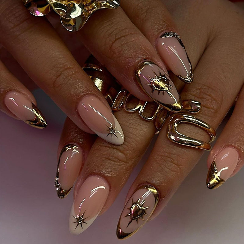 24 قطعة من الأظافر الاصطناعية  - مراجعة Nail Art Simple وسعره