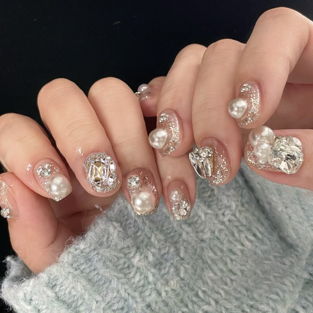24 قطعة من أظافر القطيفة اللام - مراجعة Nail Art Simple وسعره