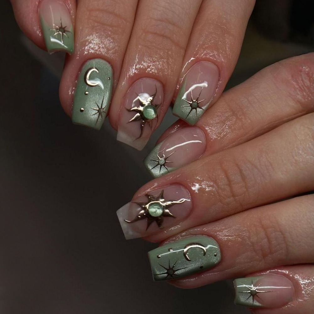 24 قطعة الأظافر وهمية الانتهاء - مراجعة Nail Art Simple وسعره