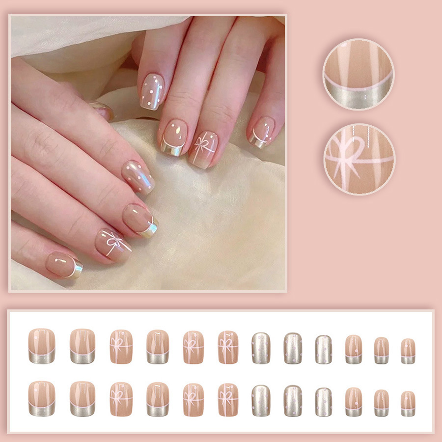 أظافر صناعية قصيرة مربعة الشكل - مراجعة Nail Art Red وسعره